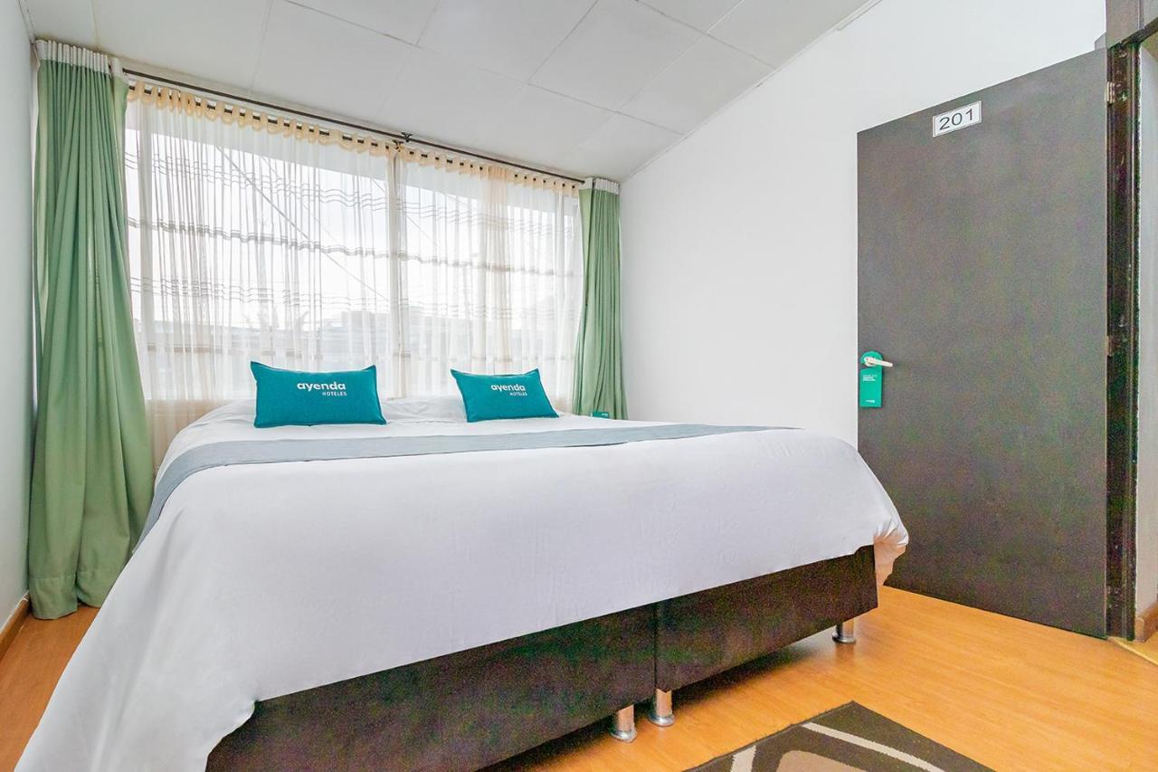 Ayenda 1080 Bogota Alpes Castellana Bed & Breakfast Exterior foto