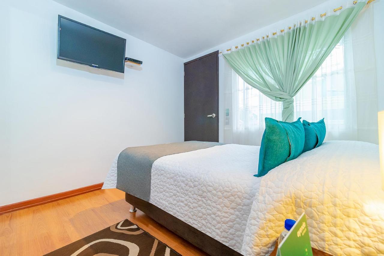 Ayenda 1080 Bogota Alpes Castellana Bed & Breakfast Exterior foto