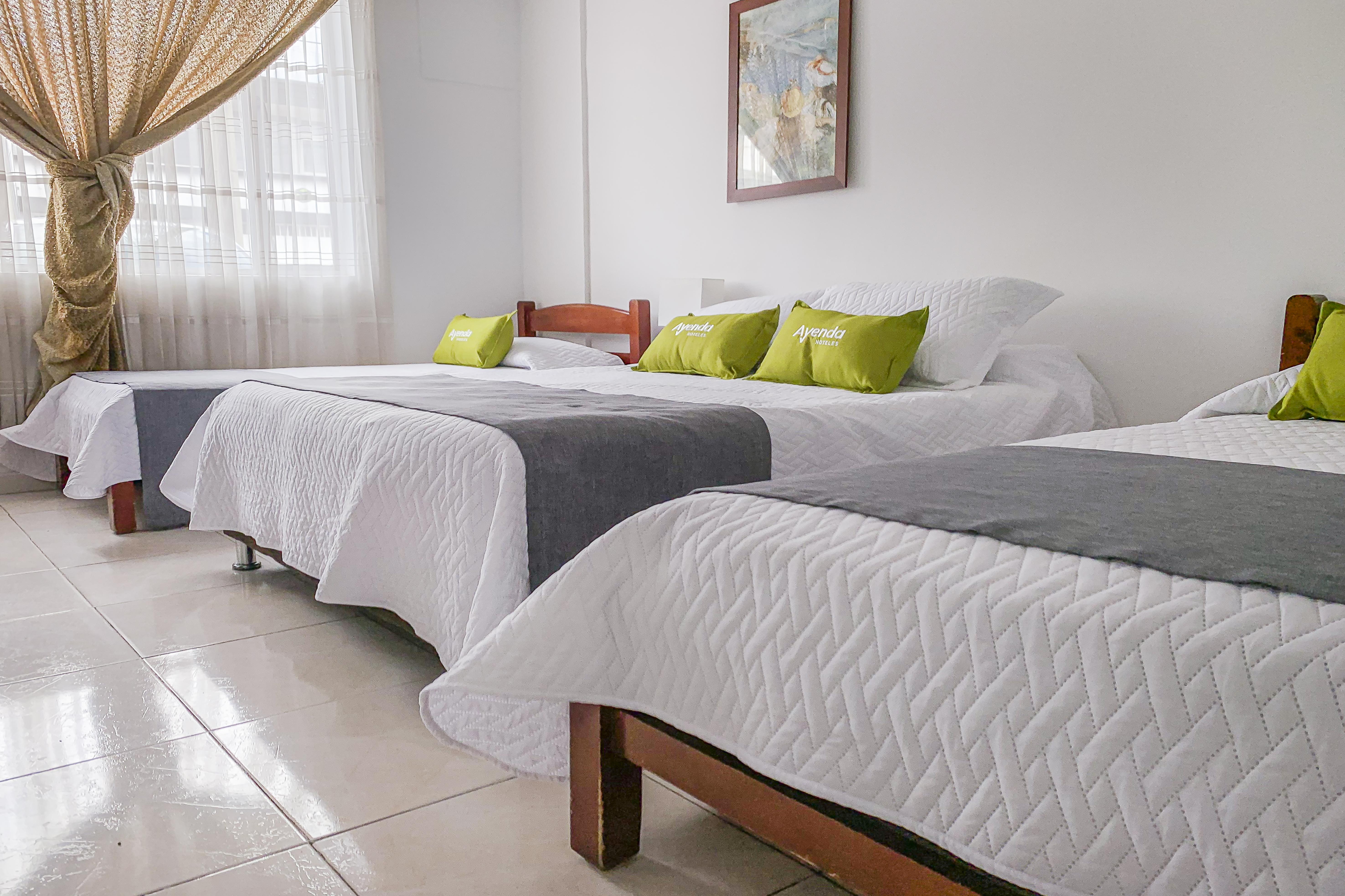 Ayenda 1080 Bogota Alpes Castellana Bed & Breakfast Exterior foto